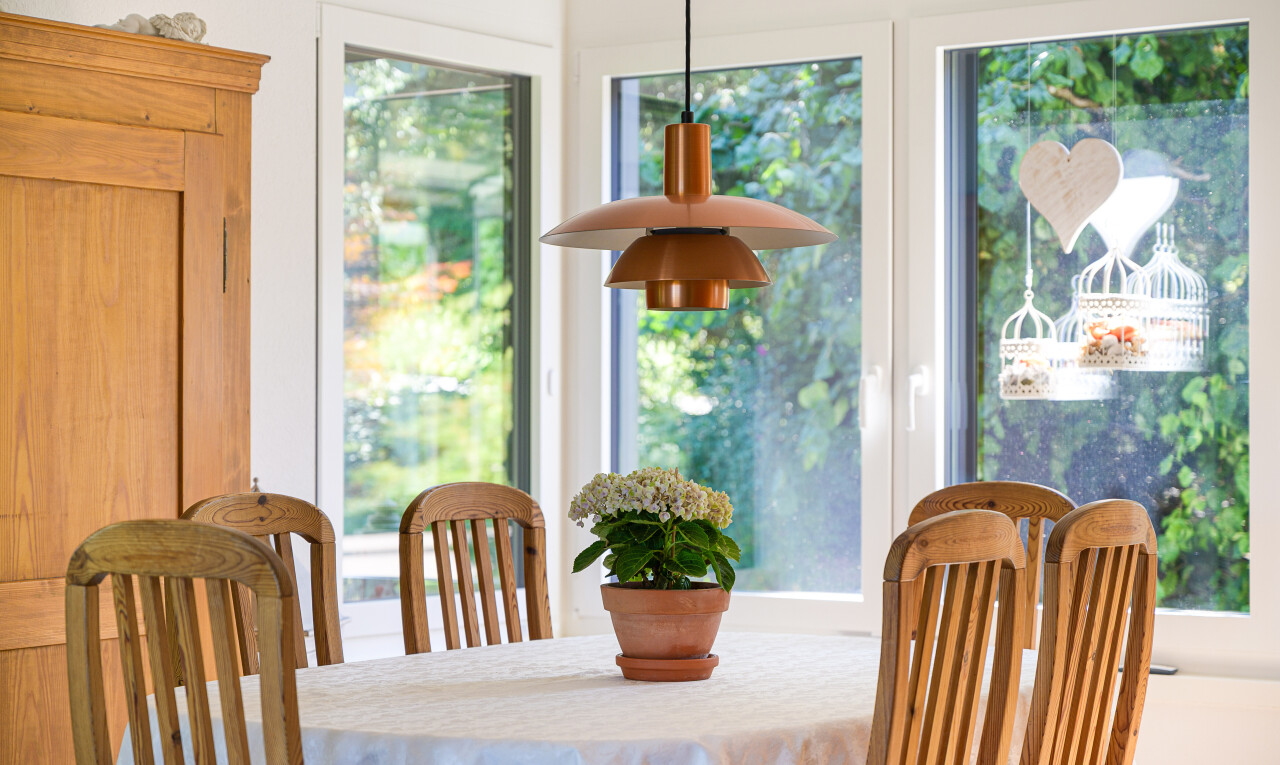 esszimmer mit natural light, natürliches licht, und inside property