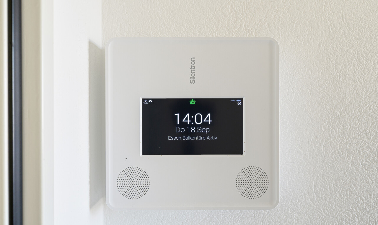 einzelheiten mit appliance, wall / siding, und interior