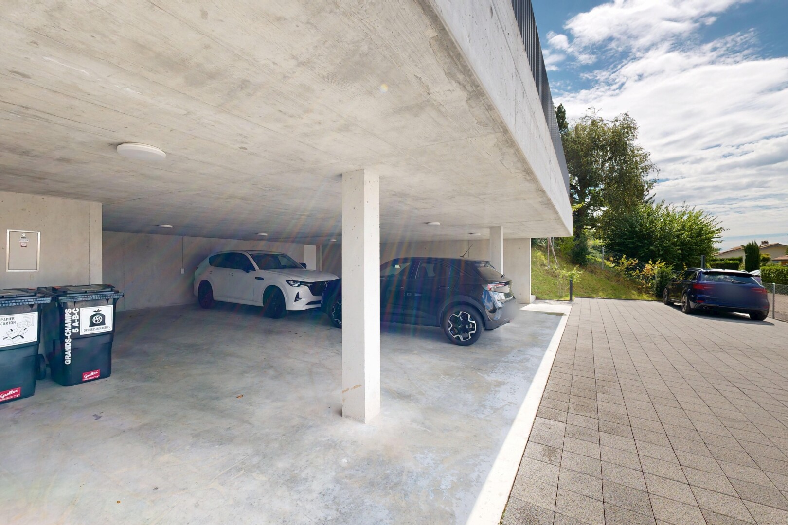 parking avec from property