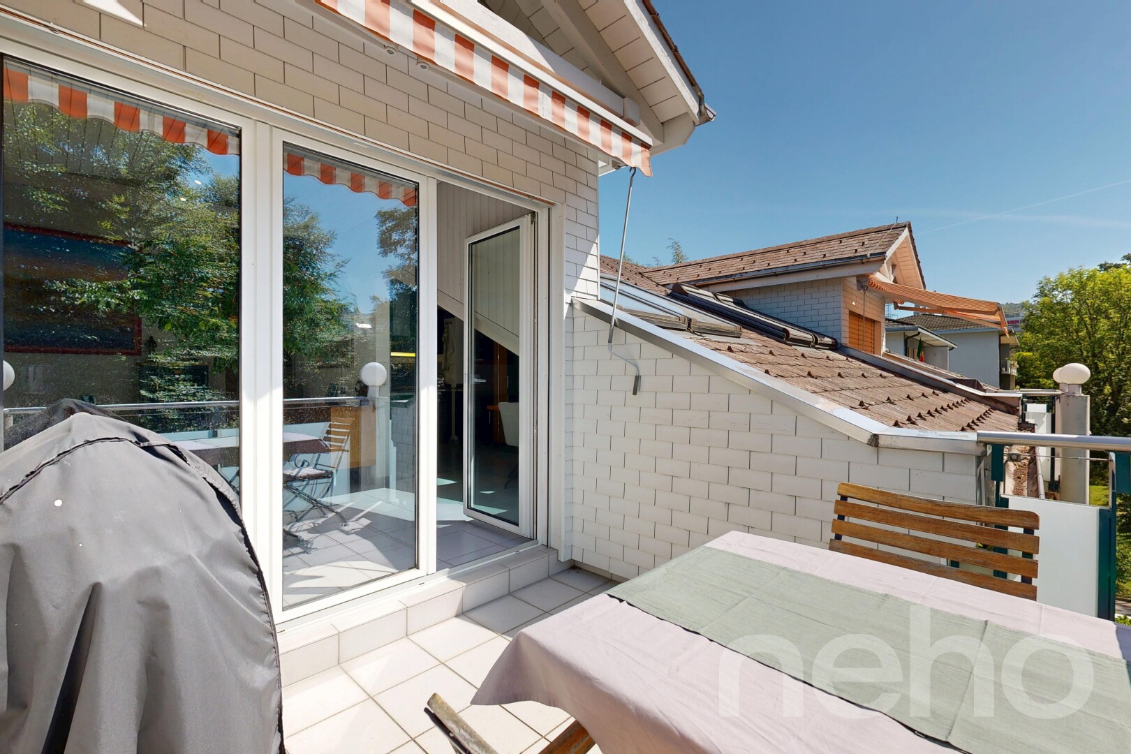 terrasse mit grill, day time, und from property