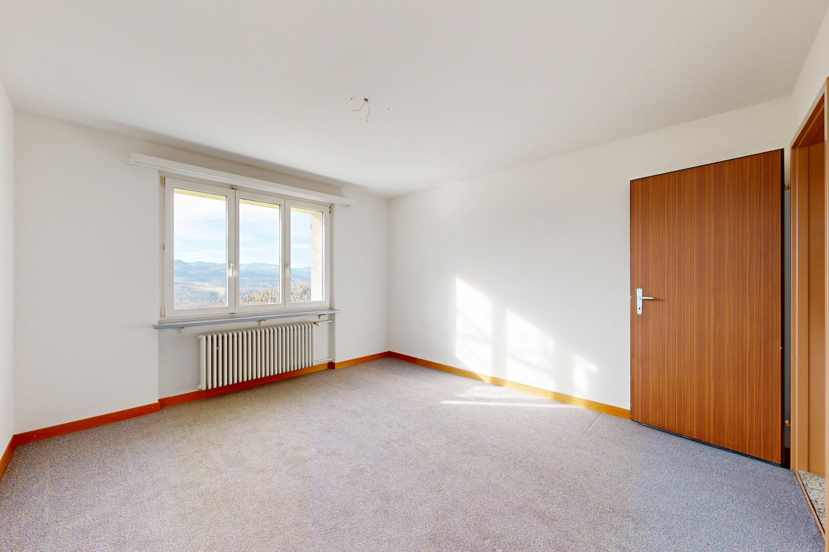 leerer raum mit natürliches licht, natural light, kühler, gipskartonwand, und drywall