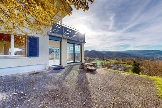 außenansicht mit day time, terrasse, stuckverkleidung, mountain view, und blick auf die berge