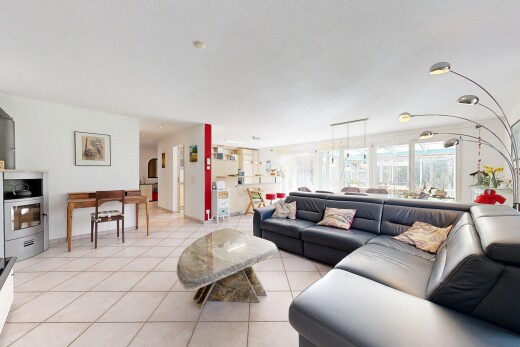 wohn- / esszimmer mit inside property, natürliches licht, natural light, gipskartonwand, und drywall