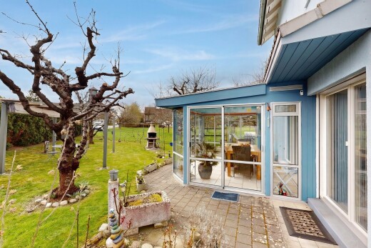 terrasse mit wintergarten, rasen, from property, day time, und terrasse