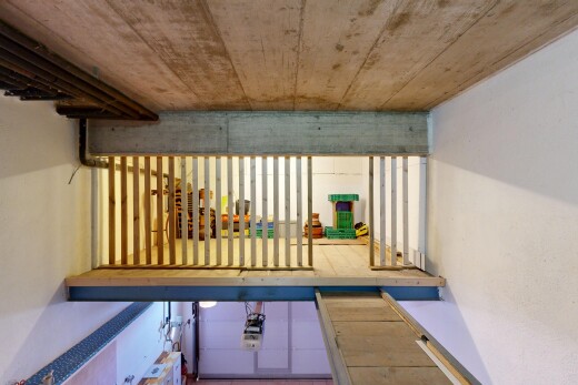 piscine avec inside property