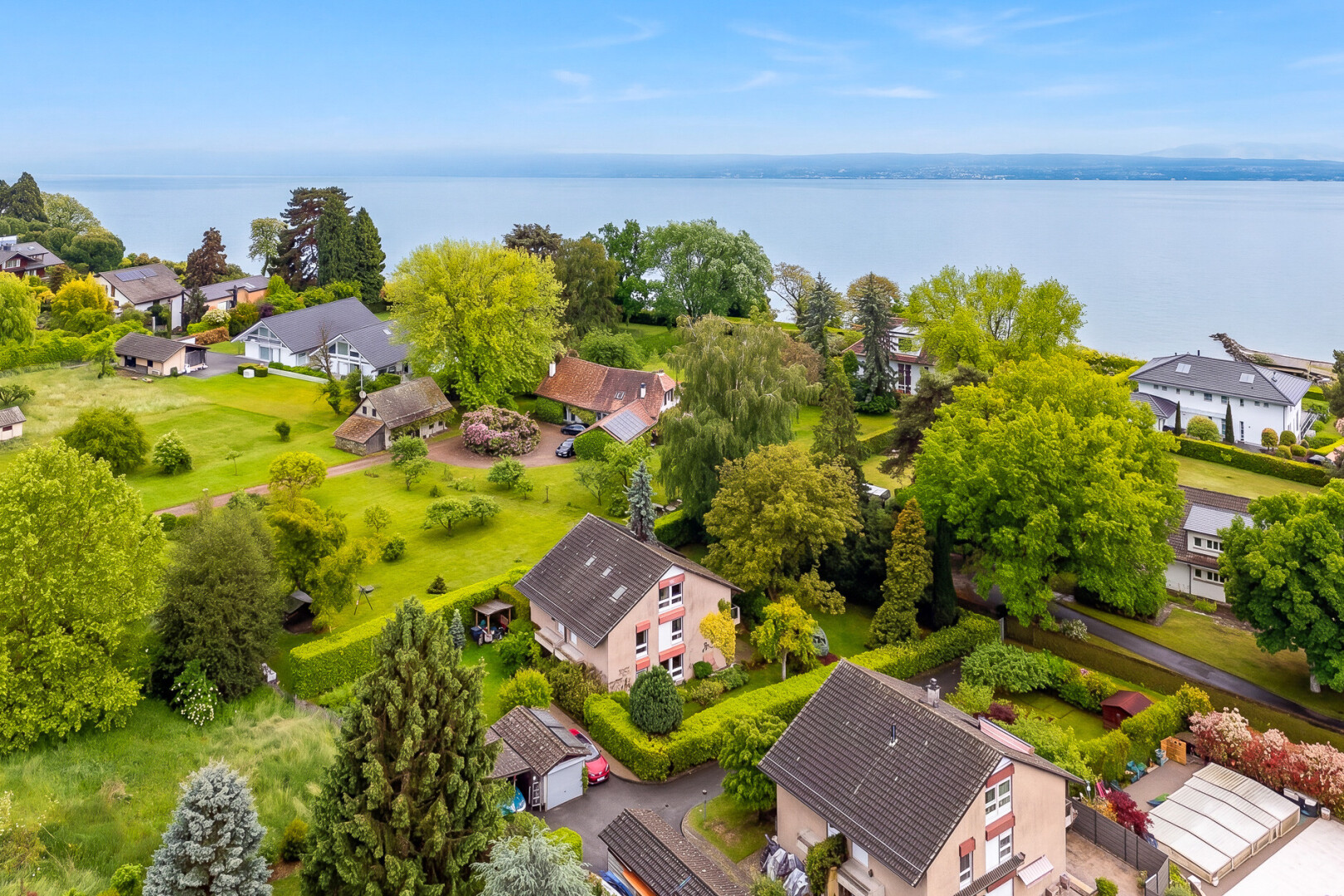 seesicht mit residential view, wohngebietblick, water view, seesicht, und day time