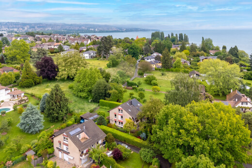 außenansicht mit day time, residential view, wohngebietblick, aerial view, und water view