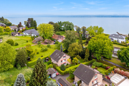 seesicht mit residential view, wohngebietblick, water view, seesicht, und day time