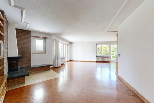 wohnzimmer mit holzfußboden, wood finish floor, inside property, gipskartonwand, und drywall