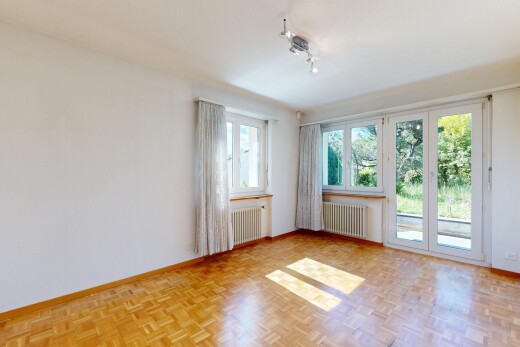 zimmer / schlafzimmer mit parquet floor, holzfußboden, wood finish floor, gipskartonwand, und drywall
