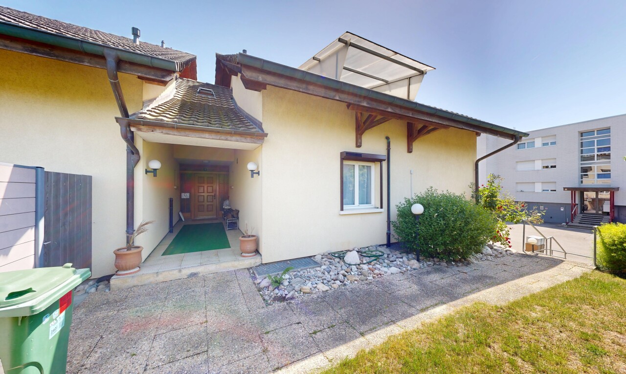 view of property with stucco siding