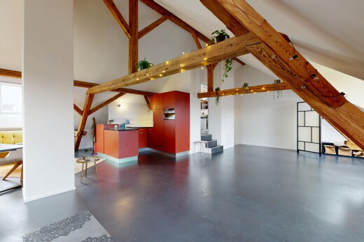 escaliers avec drywall, cloison sèche, high ceiling, plafond haut, et finished concrete floor