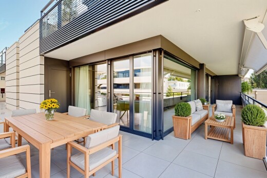 terrasse mit day time, property visible, essbereich im freien, und terrasse