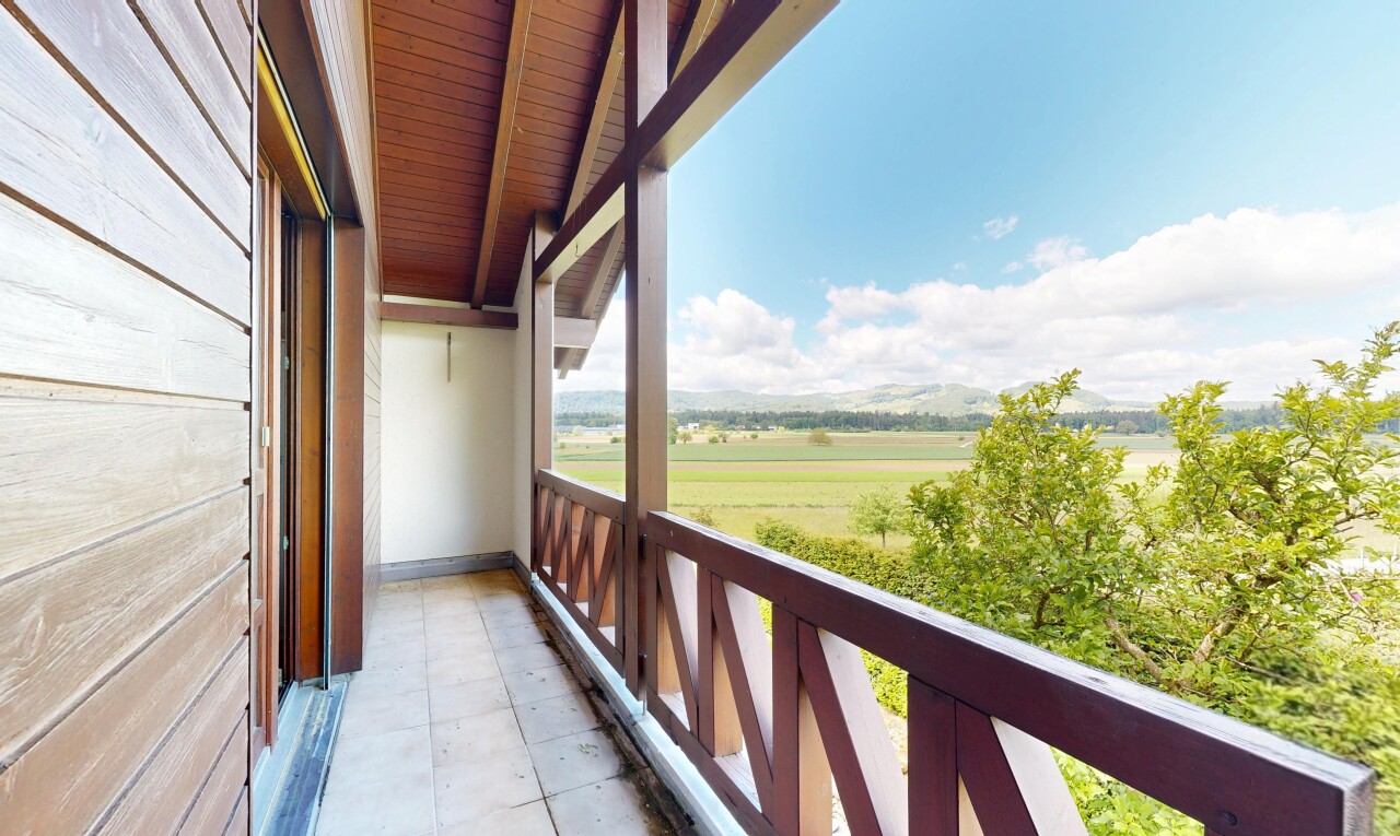 balcon avec balcon, from property, et day time
