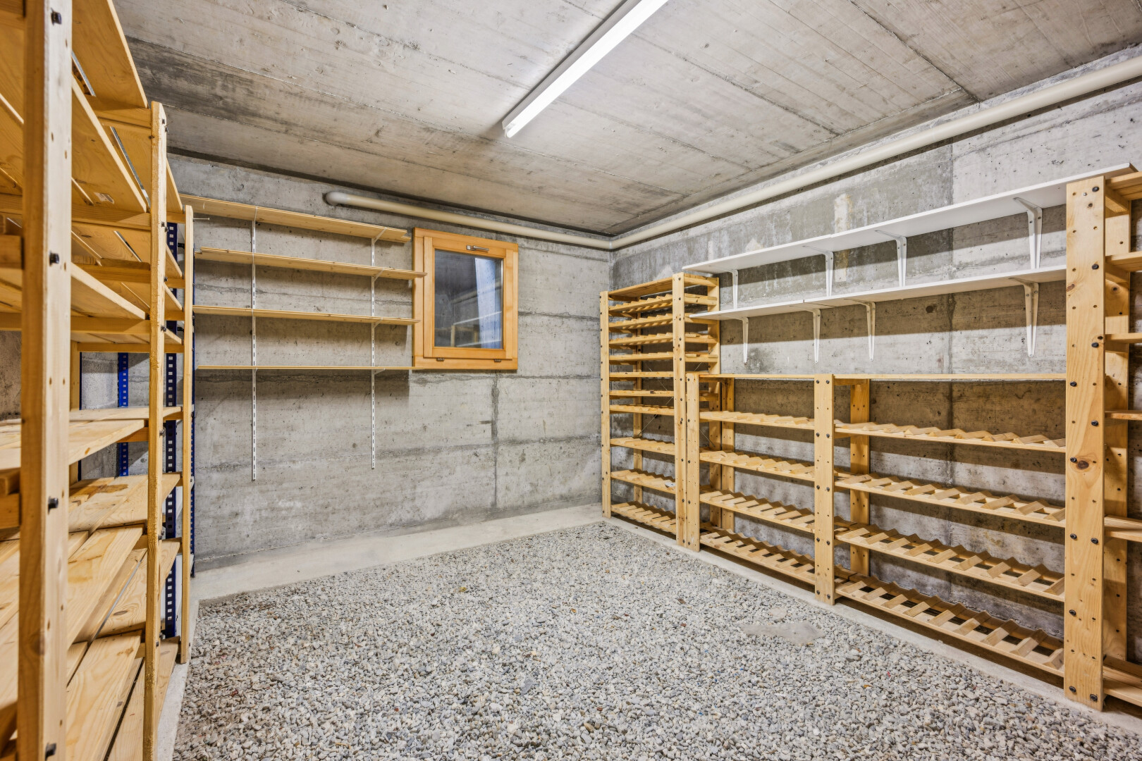 garde-manger avec sous-sol