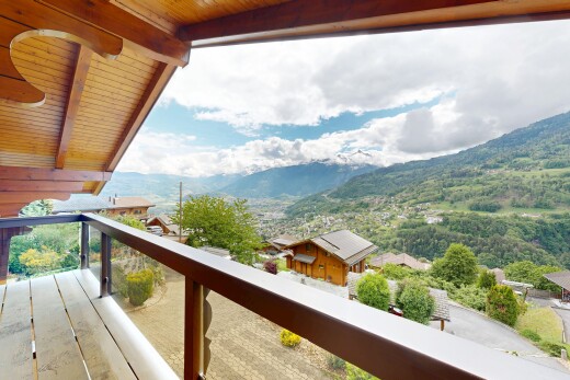 balcon avec balcon, from property, vue sur la montagne, mountain view, et day time