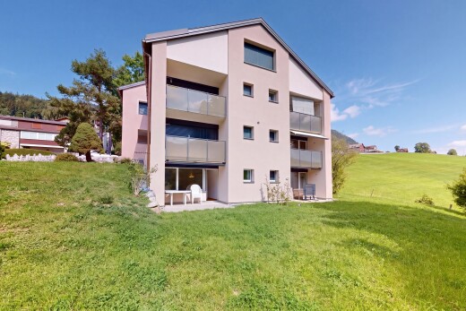 extérieur du bâtiment avec day time, apartment complex view, et vue sur le complexe d'appartements