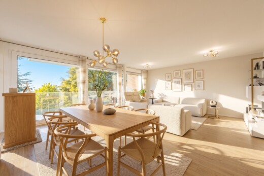 living / dining room featuring light wood finished floors