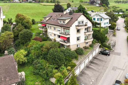 außenansicht mit drone view und stuckverkleidung