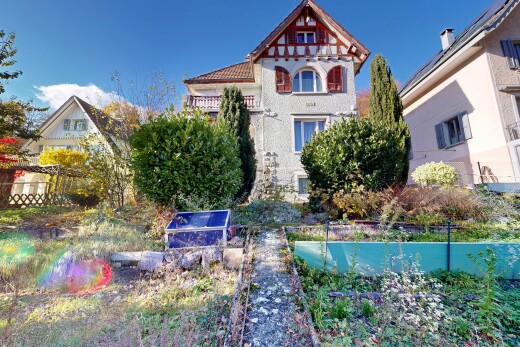 außenansicht mit garten, day time, property visible, und zaun