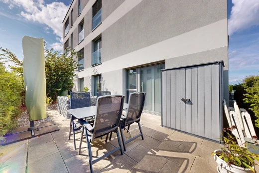 terrasse avec day time, coin repas extérieur, et terrasse