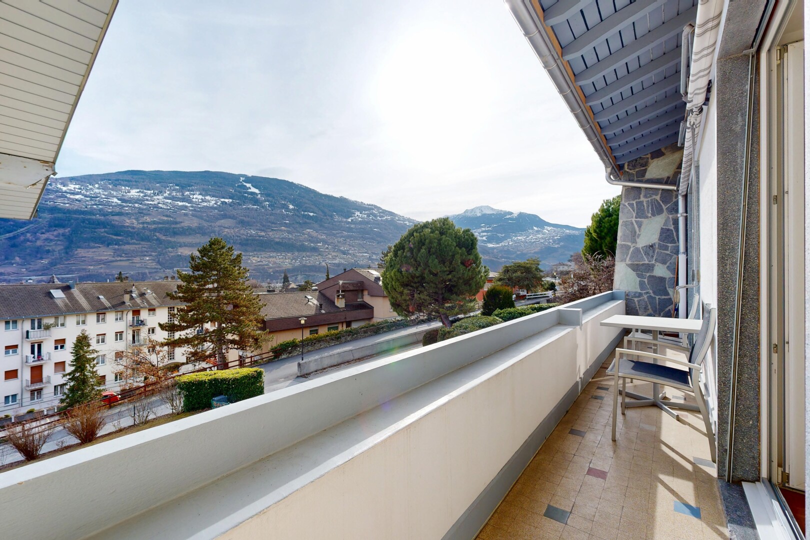 balkon mit mountain view, blick auf die berge, balkon, und from property