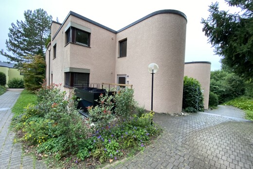 außenansicht mit stuckverkleidung und property visible