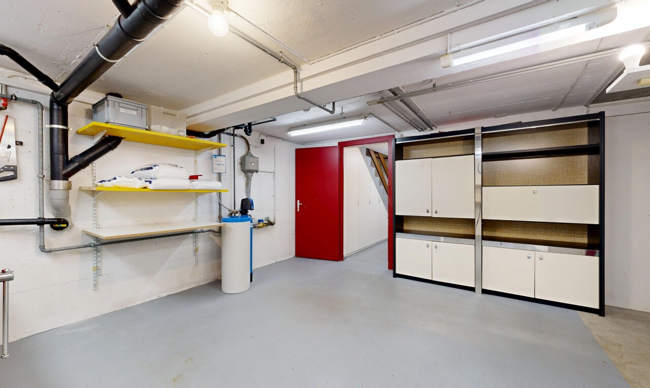 parking avec zone de livraison et inside property