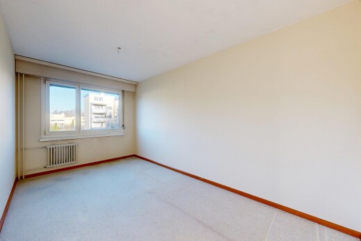 leerer raum mit teppich, carpet, gipskartonwand, drywall, und kühler