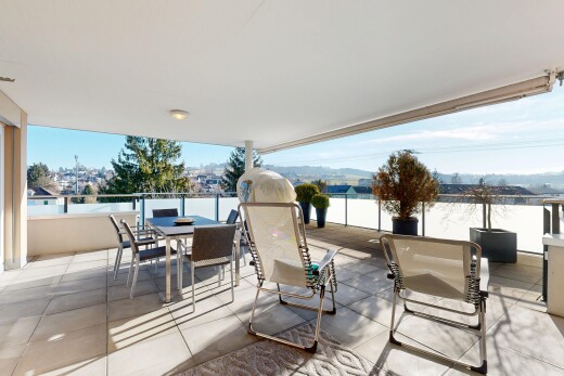 terrasse avec terrasse, coin repas extérieur, day time, et from property