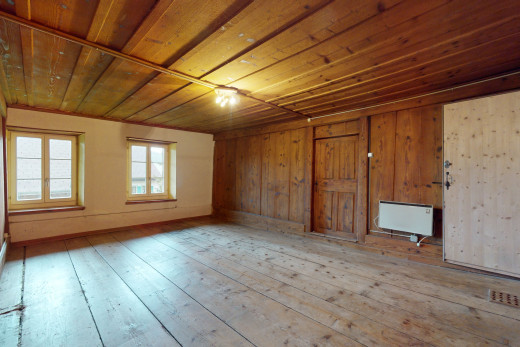 ersatzzimmer mit holzböden und natürlichen licht