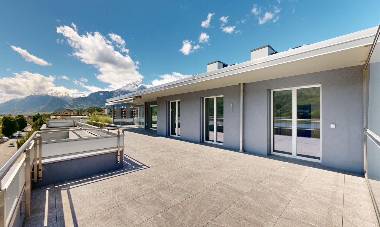 terrasse avec terrasse, mountain view, vue sur la montagne, day time, et from property