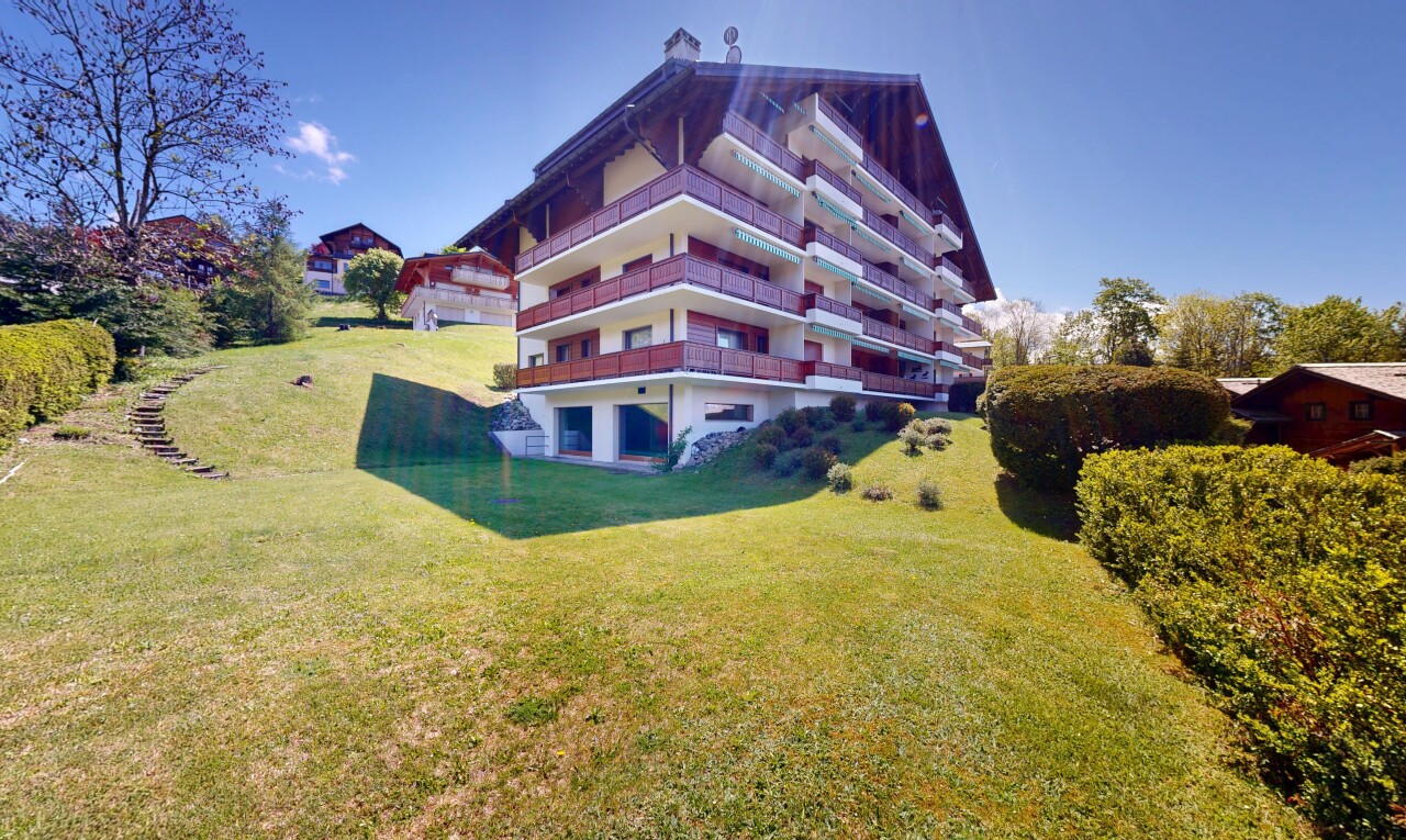 extérieur du bâtiment avec day time