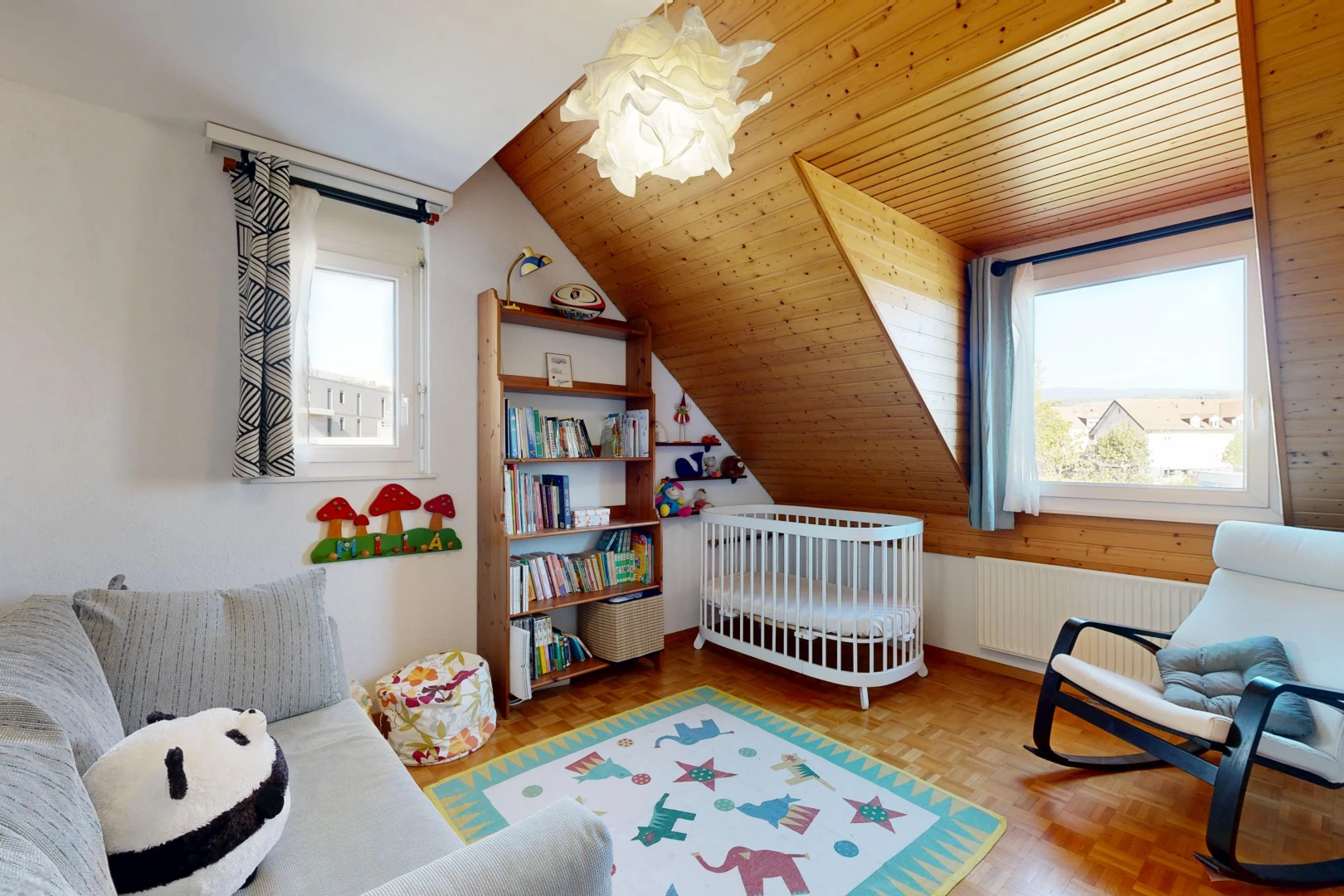 chambre avec wood ceiling, plafond en bois, radiateur, pièce supplémentaire, et nursery