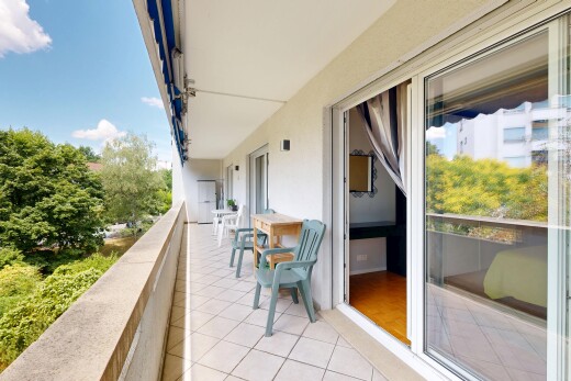 balcon avec balcon, day time, et from property