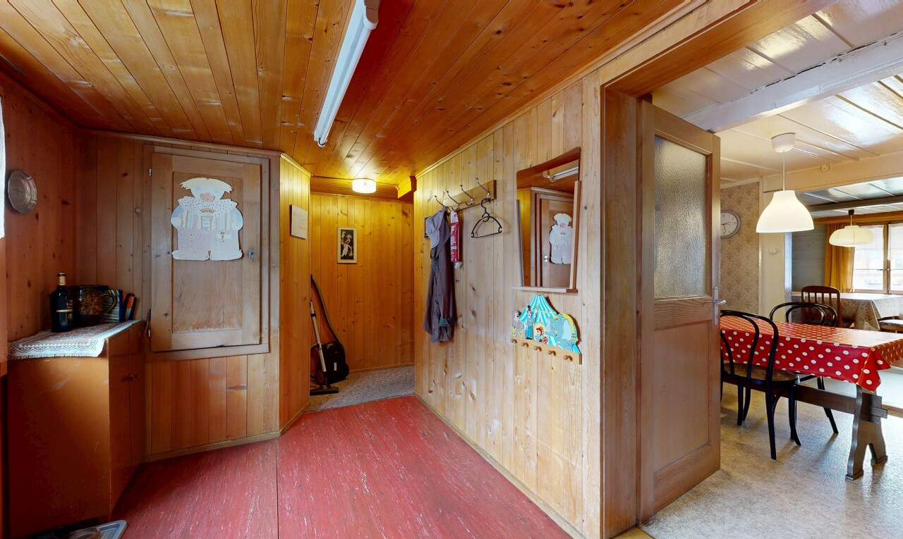 halle / korridor mit holzdecke, wood ceiling, inside property, holzwand, und wood wall