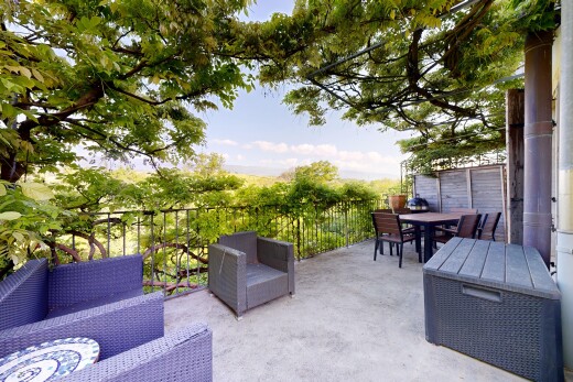 terrasse mit from property, essbereich im freien, terrasse, und day time