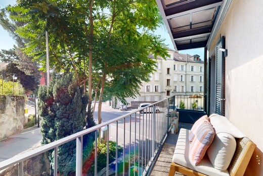 balcon avec balcon, from property, view focus, et day time