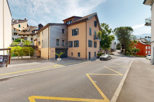 extérieur du bâtiment avec day time, apartment complex view, et vue sur le complexe d'appartements