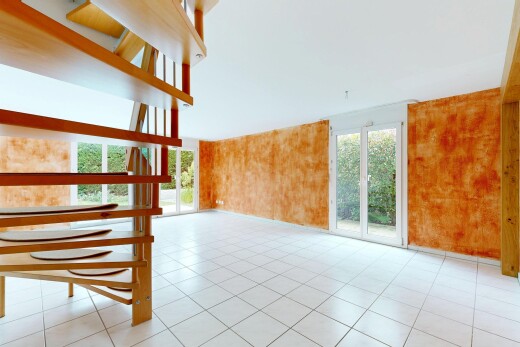 rezeption / lobby mit inside property und natural light