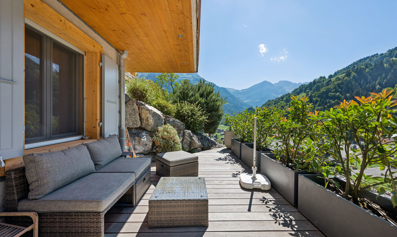 balcon avec from property, terrasse, mountain view, vue sur la montagne, et view focus