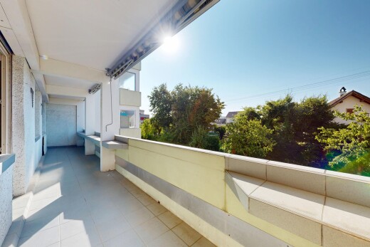 balkon mit balkon, day time, from property, und view focus