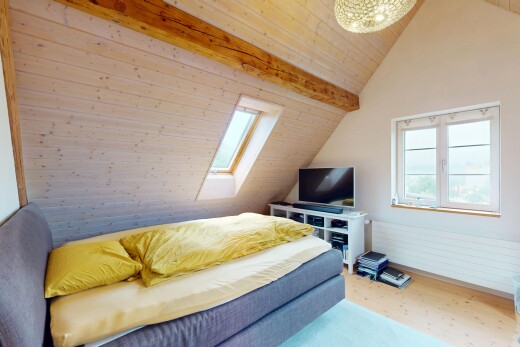 zimmer / schlafzimmer mit dachfenster, dachschräge, vaulted ceiling, natürliches licht, und natural light