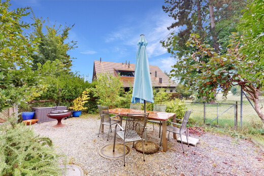 terrasse mit terrasse, day time, essbereich im freien, und zaun