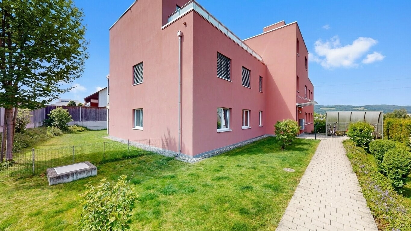 außenansicht mit rasen, zaun, from property, betonfundament, und terrasse