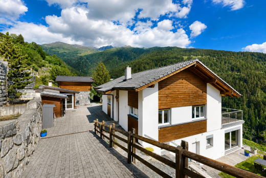 :property_type  à vendre à Valais Mase