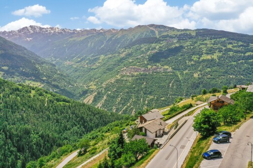 blick auf die berge mit day time, aerial view, blick auf die berge, und mountain view