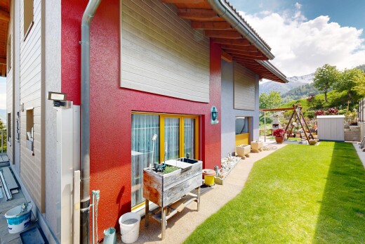 façade avec from property, day time, pelouse, et bardage en stuc