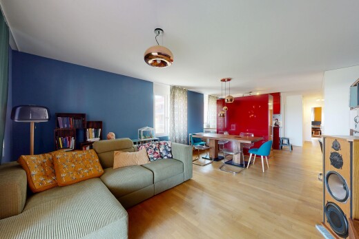 wohn- / esszimmer mit natural light, natürliches licht, drywall, gipskartonwand, und inside property