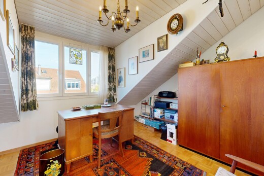 büro mit gipskartonwand, drywall, parquet floor, natürliches licht, und natural light